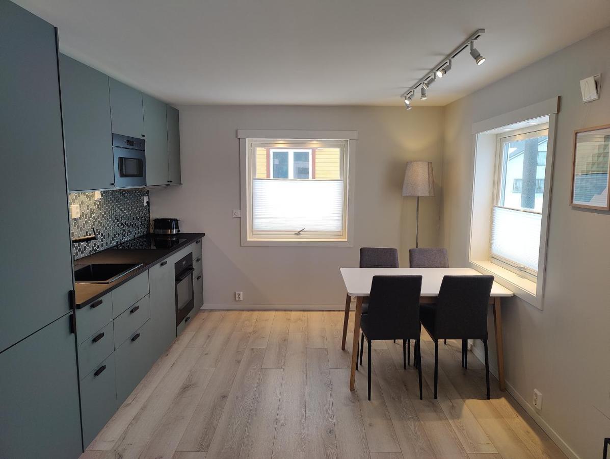 Apartment Hurthi - Blue House Vardo